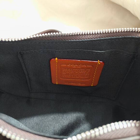 Coach Double-Pocket Brown Saddle Bag - Picture 11 of 12